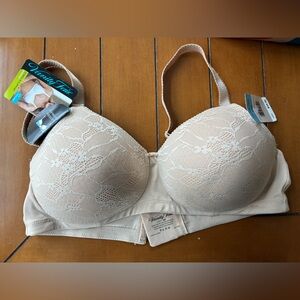 Vanity Fair Lace Bra - Beige